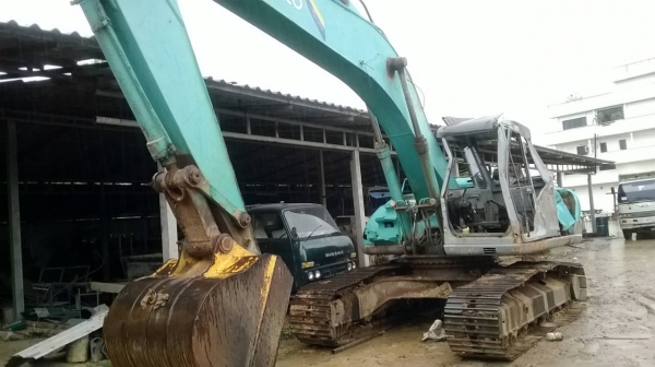ขาย KOBELCO 200markV Super ไฟฟ้าเต็ม ช่วงล่างแน่ เอกสารเล่มทะเบียนครับ