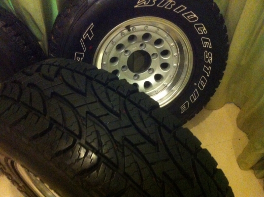 ขายล้อหยดน้ำ 2 ชิ้น japan พร้อมยาง at 30 ขายล้อหยดน้ำ 2 ชิ้น japan พร้อมยาง at 30