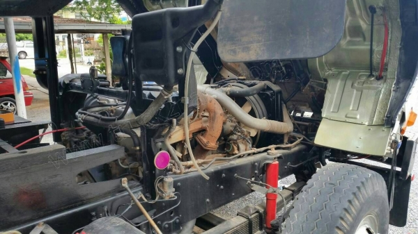 Mitsubisi fuso fn572s turbo 10 สปีด Mitsubisi fuso fn572s turbo 10 สปีด