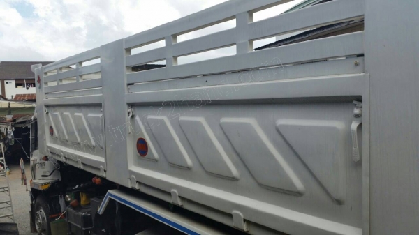 Mitsubisi fuso fn572s turbo 10 สปีด Mitsubisi fuso fn572s turbo 10 สปีด