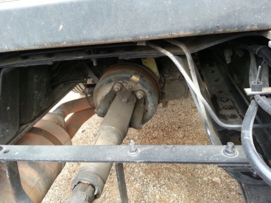 รถอีซูซุ 10 ล้อ หัวลาก 320 แรงม้า. ปี 48  สนใจติดต่อ  081 - 6079515