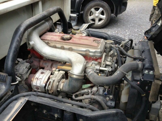 รถฮีโน่ 6 ล้อ รั้ว  ( ไม่ดั้ม )  136 แรงม้า. ปี 54  ( ยูโรที. )  สนใจติดต่อ 081 - 6079515