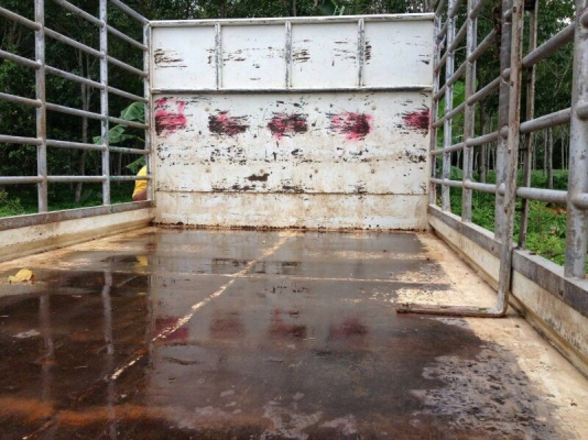 รถฮีโน่ 6 ล้อ รั้ว  ( ไม่ดั้ม )  136 แรงม้า. ปี 54  ( ยูโรที. )  สนใจติดต่อ 081 - 6079515