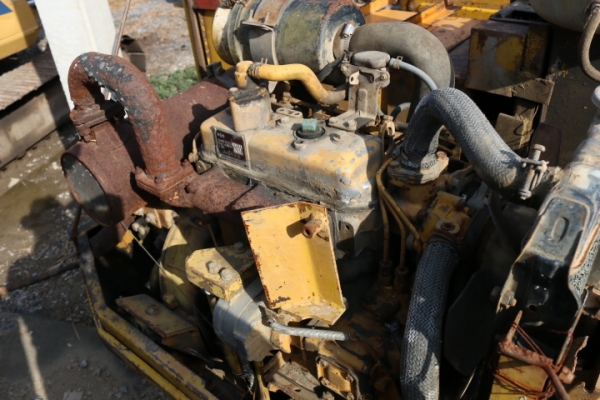 ขายโละซากรถขุด PC10-2 KOMATSU