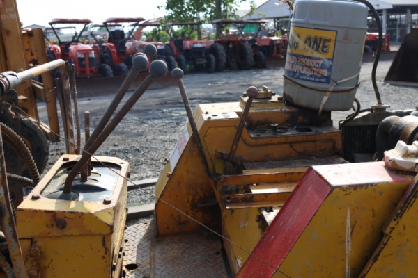 ขายโละซากรถขุด PC10-2 KOMATSU