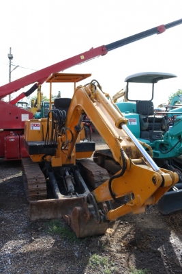 รถขุด MISUBISHI 30 เก่าไทยขายตามสภาพนะครับ