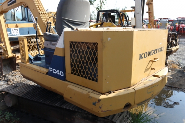 KOMATSU PC40-3 เก่านอก ตามสภาพนะครับ