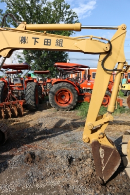 KOMATSU PC40-3 เก่านอก ตามสภาพนะครับ