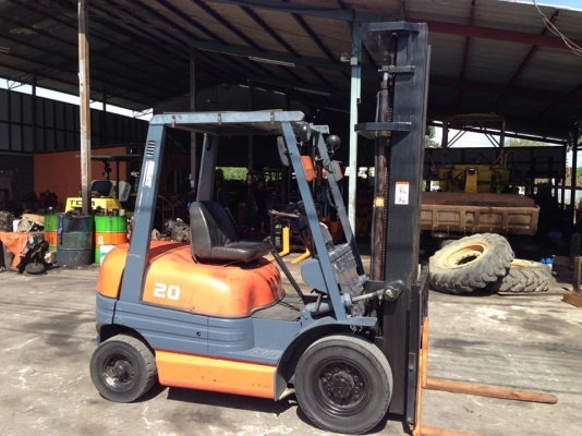 ฟอล์คลิฟต์  TOYOTA 6FG20  รถนอก เสายกสูง 6 เมตร