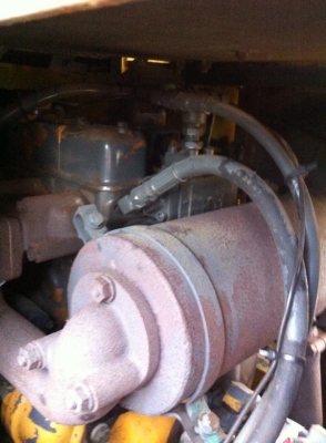 ขายถูกครับ โคมัสสุpc28uu ราคา 270000เท่านั้นครับเก่าญี่ปุ่นไม่เคยใช้ในไทยครับ