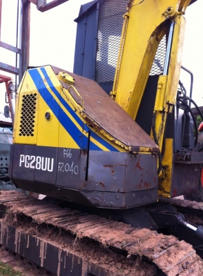 ขายถูกครับ โคมัสสุpc28uu ราคา 270000เท่านั้นครับเก่าญี่ปุ่นไม่เคยใช้ในไทยครับ