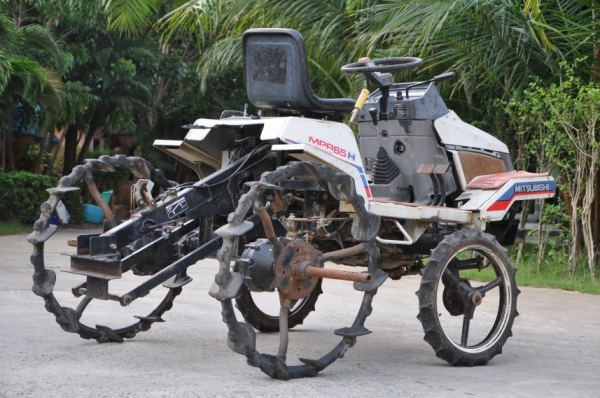 ขายรถ ฉีดยาในนา ราคาเร้าใจ