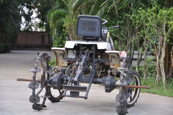 ขายรถ ฉีดยาในนา ราคาเร้าใจ