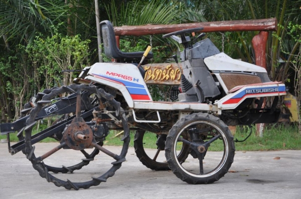 ขายรถ ฉีดยาในนา ราคาเร้าใจ