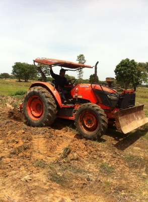 ขายถูกครับm7040 ปี52 ราคาแค่ 450000บาทเท่านั้นครับ