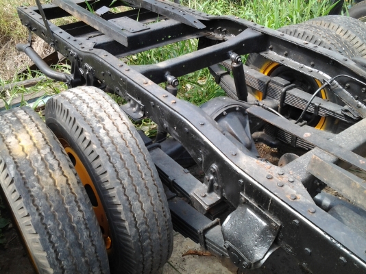 ขายแซสซีโตโยต้าBUพร้อมเครื่องแน่นๆ พร้อมทะเบียน สภาพสวยครับ พร้อมกระบะหลัง ขาย 95000 บาท