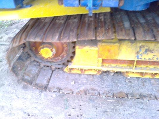 ขาย รถเกี่ยวข้าวเกษตรพัฒนา รุ่น เงินมี สภาพ ใหม่ๆ เกี่ยวข้าวได้ 2000 กว่าไร่ สดผ่อนได้ครับ เงิน ธกส.ก็ได้ครับ