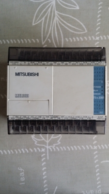 ขาย PLC MITSUBISHI FX1S30MR 3000 ครับ