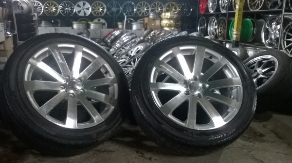 ขายล้อขอบ19 5รู114พร้อมยางชุดละ19800