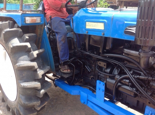 แทรกเตอร์แชมป์ 38 แรง โฟววิน ขายพร้อม มีผานดันหน้า ,ผาน6หลัง ,จอบหมุน สภาพดีเยี่ยม เดิมๆทั้งคัน แทรกเตอร์แชมป์ 38 แรง โฟววิน ขายพร้อม มีผานดันหน้า ,ผาน6หลัง ,จอบหมุน สภาพดีเยี่ยม เดิมๆทั้งคัน