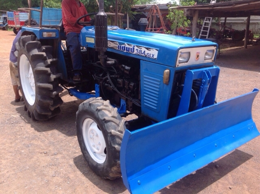 แทรกเตอร์แชมป์ 38 แรง โฟววิน ขายพร้อม มีผานดันหน้า ,ผาน6หลัง ,จอบหมุน สภาพดีเยี่ยม เดิมๆทั้งคัน แทรกเตอร์แชมป์ 38 แรง โฟววิน ขายพร้อม มีผานดันหน้า ,ผาน6หลัง ,จอบหมุน สภาพดีเยี่ยม เดิมๆทั้งคัน