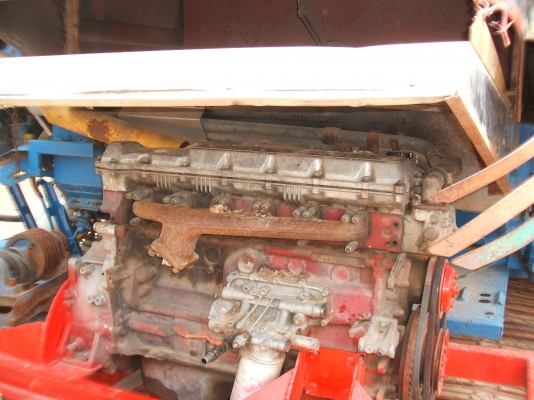 ขายรถเกี่ยวไทเส็ง เดี่ยวทรนง  ปี 47 ตัวเดิน 12 HL เครื่องยนต์ jO8C ไม่มีปั้ม และหัวมอเตอร์ ขายตามสภาพ