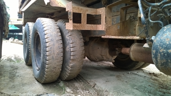 ขาย...หัว-คัสซี..10ล้อด2เพลา ISUZU FVZ32 195แรง รถห้างแท้..มีเล่มและชุดโอน...แต่ต้องดำเนินการเอง..