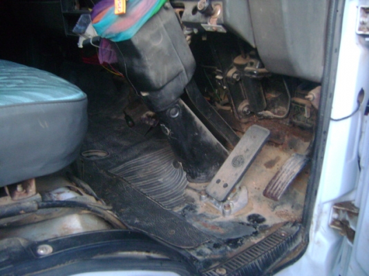 ขายรถ 6 ล้อดั้ม ISUZU NRR 175 แรง