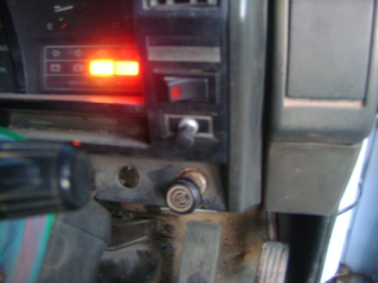 ขายรถ 6 ล้อดั้ม ISUZU NRR 175 แรง
