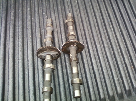 ขายเพลาข้อเหวี่ยง ก้านสูบ ลูกสูบ Kawasaki อิลิมิเนเตอร์ 400 CC ราคา ไม่รวมค่าส่ง 1000 บาท