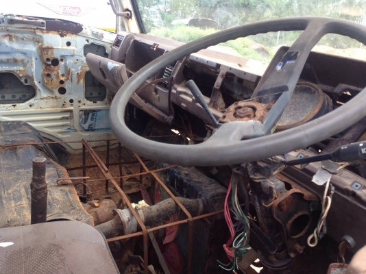 **135,000 บ.ต่อรอง**ขาย6ล้อถูกๆ ราคาคุณแต๋น HINO KM350 เครื่อง DM100 100แรง เครื่องดีสตาร์ทติดง่าย แน่นๆ แห้งๆ ไม่มีเยิ้ม วางหัวFB สภาพโอเคไม่ผุ ภายในเก๋งไม่สวย ช่วงล่างFหน้า-หลัง คัสซีสวยเดิม ไม่ปะมีบวม ไม่ปะไม่ดาม ยาว5.50ม.วางกระบะคาร์โก้4.30ม.พื้นเหล็ก **135,000 บ.ต่อรอง**ขาย6ล้อถูกๆ ราคาคุณแต๋น HINO KM350 เครื่อง DM100 100แรง เครื่องดีสตาร์ทติดง่าย แน่นๆ แห้งๆ ไม่มีเยิ้ม วางหัวFB สภาพโอเคไม่ผุ ภายในเก๋งไม่สวย ช่วงล่างFหน้า-หลัง คัสซีสวยเดิม ไม่ปะมีบวม ไม่ปะไม่ดาม ยาว5.50ม.วางกระบะคาร์โก้4.30ม.พื้นเหล็ก