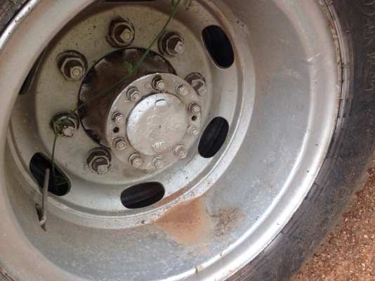 **560,000 บ.ต่อรอง**ขาย 10ล้อเพลาเดียว เทเลอร์ขึ้น200 HINO KT925 EH700 168HP เครื่องแน่นๆ แรงดี อึด รถบิ้วด์ มาใหม่ วางหัวใหม่ ขึ้นหางใหม่ เหล็กบีม อย่างดี แข็งแรง สภาพสวยๆ ช่วงล่างเดิมคัสซีสวยมาก ไม่มีปะ ไม่มีดาม ไม่มีบวม ยางดี10เส้น ภายในเก๋งคอนโซลดีครบ **560,000 บ.ต่อรอง**ขาย 10ล้อเพลาเดียว เทเลอร์ขึ้น200 HINO KT925 EH700 168HP เครื่องแน่นๆ แรงดี อึด รถบิ้วด์ มาใหม่ วางหัวใหม่ ขึ้นหางใหม่ เหล็กบีม อย่างดี แข็งแรง สภาพสวยๆ ช่วงล่างเดิมคัสซีสวยมาก ไม่มีปะ ไม่มีดาม ไม่มีบวม ยางดี10เส้น ภายในเก๋งคอนโซลดีครบ