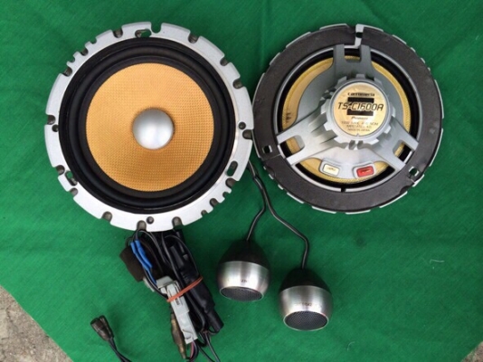 ชุดแยกชิ้น Pioneer Carrozzeria TS-C1600A ลำโพงเสียงกลาง ขนาด 6 นิ้ว