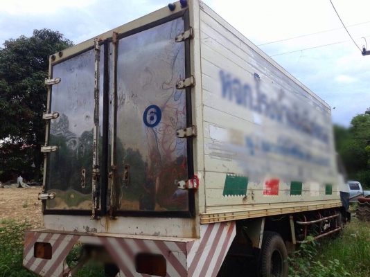 ขายรถบรรทุกหกล้อ HINO FC2WELA เครื่อง 120 แรง ขายเฉพาะหัวแชสซีไม่รวมตู้ ทะเบียนพร้อม