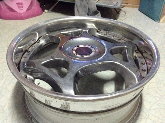 แม็ก Japan ขอบ18 สามชิ้นแท้ 5 รู 114 ฝาครบ 4 วง 4800 บาทลดราคด่วน