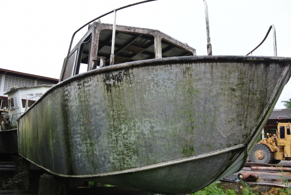 เรือสำราญ หนักสองตันกว่าค่ะ