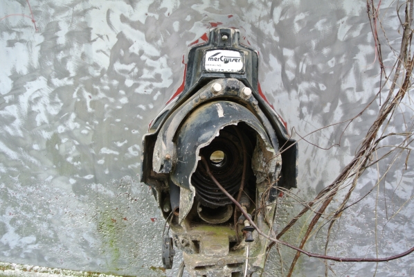 เรือสำราญ หนักสองตันกว่าค่ะ