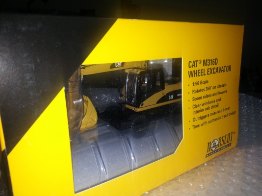 CATERPILLAR 316M สเกล1:50 ครับ รายละเอียดสวยครับ ขยับได้เหมือนจริงทุกส่วนครับ เหล็กทั่้งคันครับ สนใจติดต่อได้เลยครับ พร้อมส่งครับ CATERPILLAR 316M สเกล1:50 ครับ รายละเอียดสวยครับ ขยับได้เหมือนจริงทุกส่วนครับ เหล็กทั่้งคันครับ สนใจติดต่อได้เลยครับ พร้อมส่งครับ