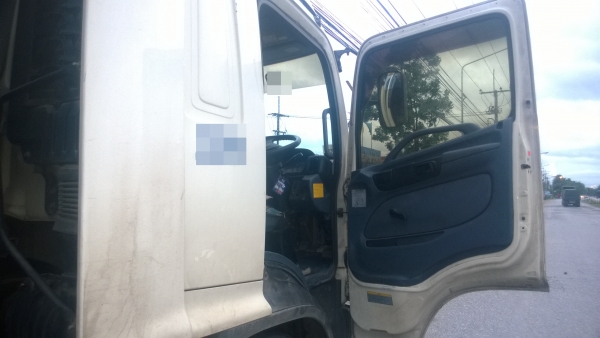 HINO FM1J  ยอดจัดไฟแนนซ์ ให้ยอดที่ 1,600,000 บาทค่ะ จำหน่ายเฉพาะหัวนะค่ะ