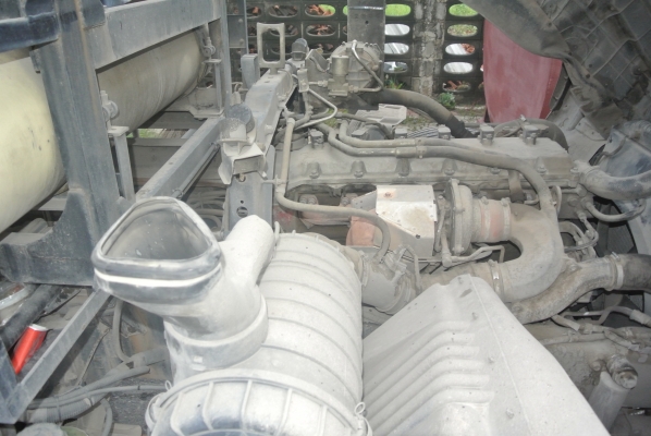 HINO FM1J  ยอดจัดไฟแนนซ์ ให้ยอดที่ 1,600,000 บาทค่ะ จำหน่ายเฉพาะหัวนะค่ะ