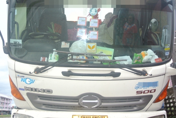 HINO FM1J  ยอดจัดไฟแนนซ์ ให้ยอดที่ 1,600,000 บาทค่ะ จำหน่ายเฉพาะหัวนะค่ะ