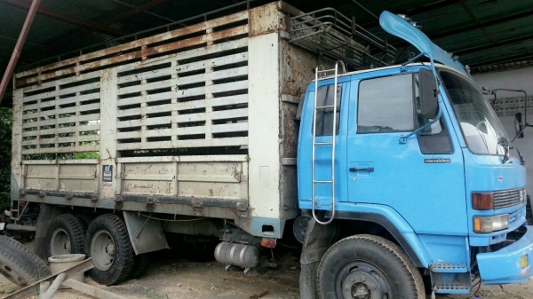 10ล้อเพลาเดียว ISUZU JCM วางเครื่อง195และ175แรง...หัวร็อค เบรคทิฟฟี่ ลูกหมากร้อย..รถสวยดีพร้อมใช้