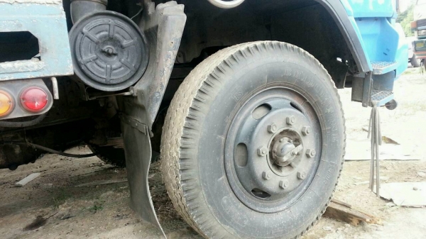 10ล้อเพลาเดียว ISUZU JCM วางเครื่อง195และ175แรง...หัวร็อค เบรคทิฟฟี่ ลูกหมากร้อย..รถสวยดีพร้อมใช้