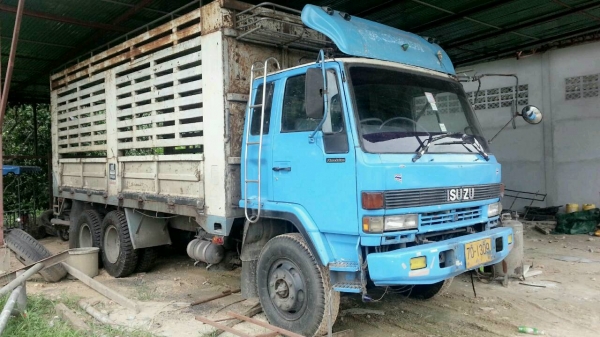 10ล้อเพลาเดียว ISUZU JCM วางเครื่อง195และ175แรง...หัวร็อค เบรคทิฟฟี่ ลูกหมากร้อย..รถสวยดีพร้อมใช้