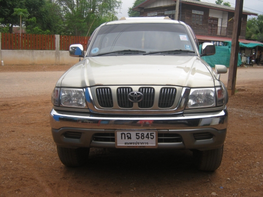 TOYOTA  4WD 4ประตู SPORT CRUISER D4Dปี2002