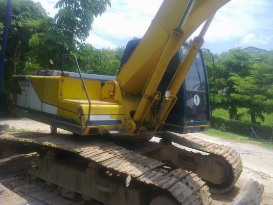ขายรถแบคโฮ KOBELCO sk200-3รถสวยพร้อมใช้ ขายรถแบคโฮ KOBELCO sk200-3รถสวยพร้อมใช้