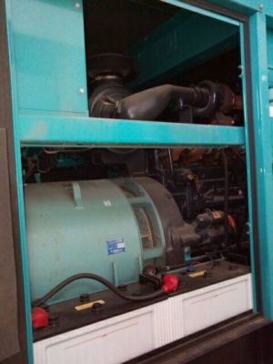 เครื่องปั่่นไฟมือสอง DCA-300SPK3 สนใจโทร 083 081 2889 ฟ้า