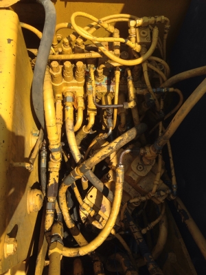 ขายด่วน KOBELCO SK60-1  มาร์คทรีอาร์มพิเศษ มีลายหัวเจาะ เก่าในเชคสภาพใหม่ พร้อมใช้