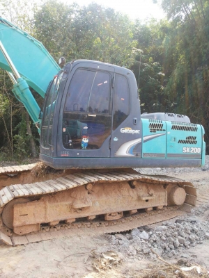 ขายรถแบคโฮ KOBELCO  sk200-8 YN-12 รถสวยพร้อมใช้(6,800)ชั่วโมง
