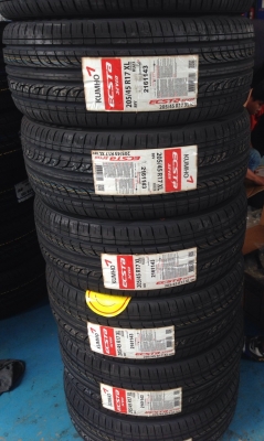 ขาย ยาง kumho ecsta seven 205/45 R17